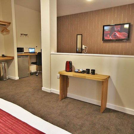 Central Hotel Gloucester By Roomsbooked Exteriör bild